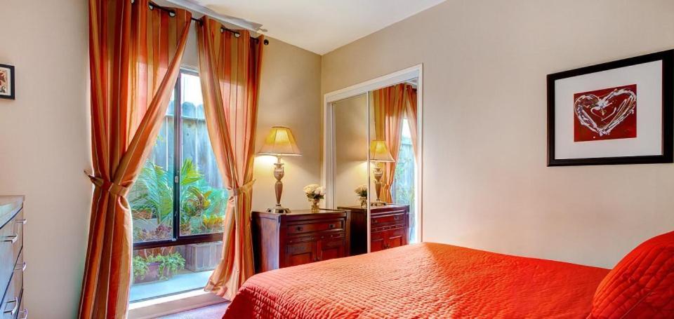 קארסלבד Beachwalk Villas מראה חיצוני תמונה