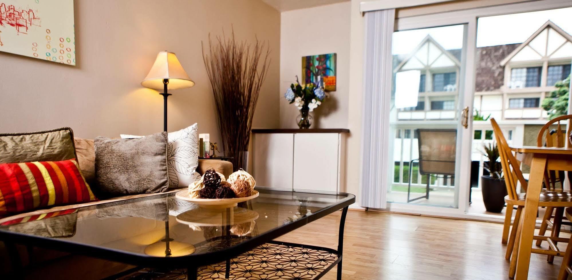 קארסלבד Beachwalk Villas מראה חיצוני תמונה